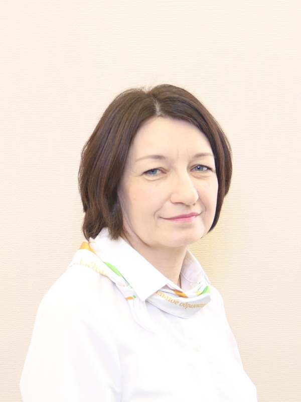 Полякова Елена Юрьевна.